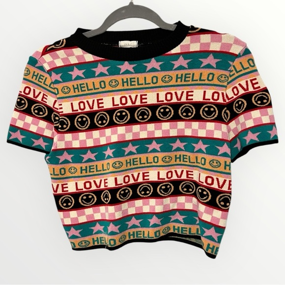 debut Tops - Women’s L Cropped Shirt